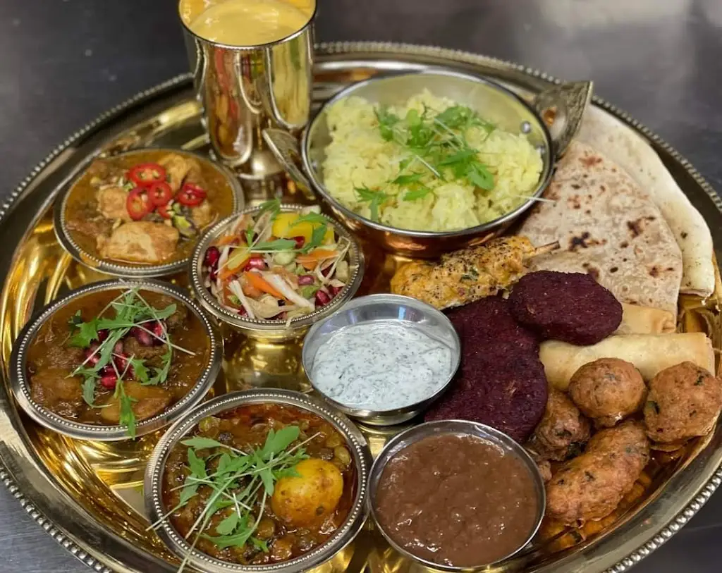 Mohak Cafe & Indian Curry Experience_Haslingfield_slider_image_3