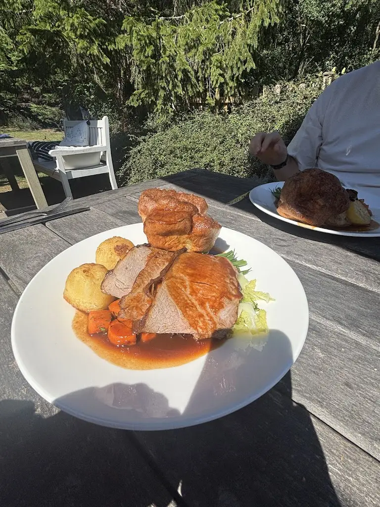 Kerry Hayward_The Ginger Fox_Hassocks_review