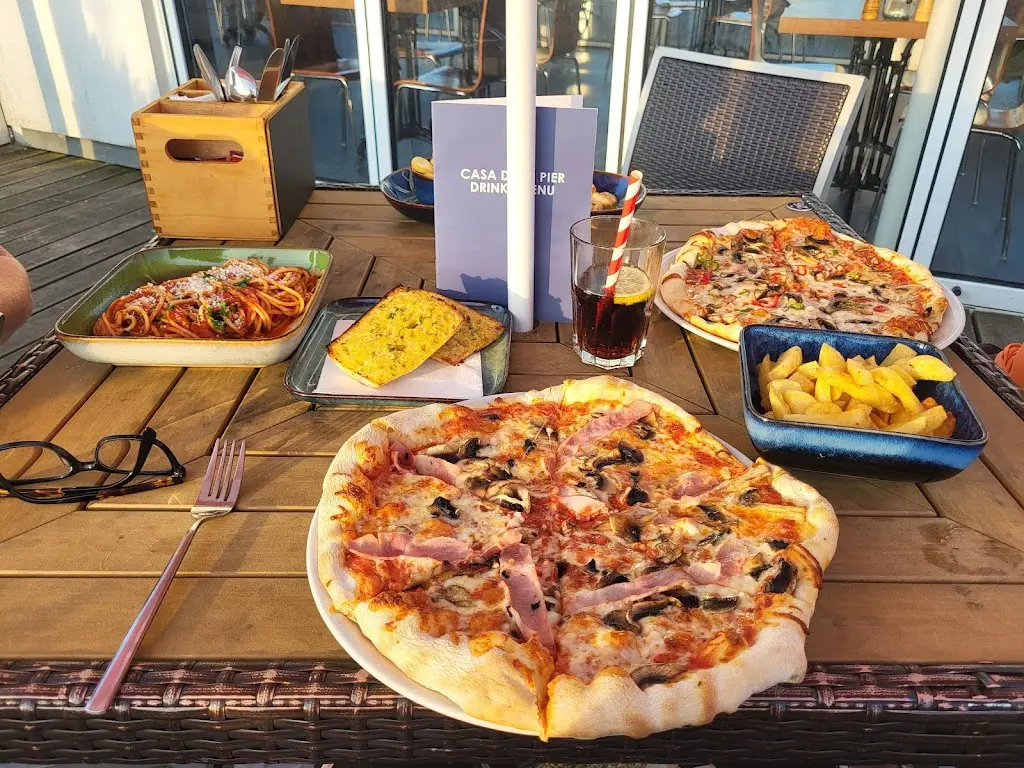 Geena Chilton_Casa de la Pier_Hastings_review