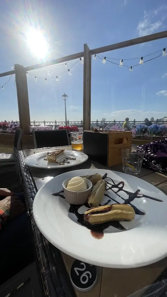 Casa de la Pier_Hastings_slider_image_3