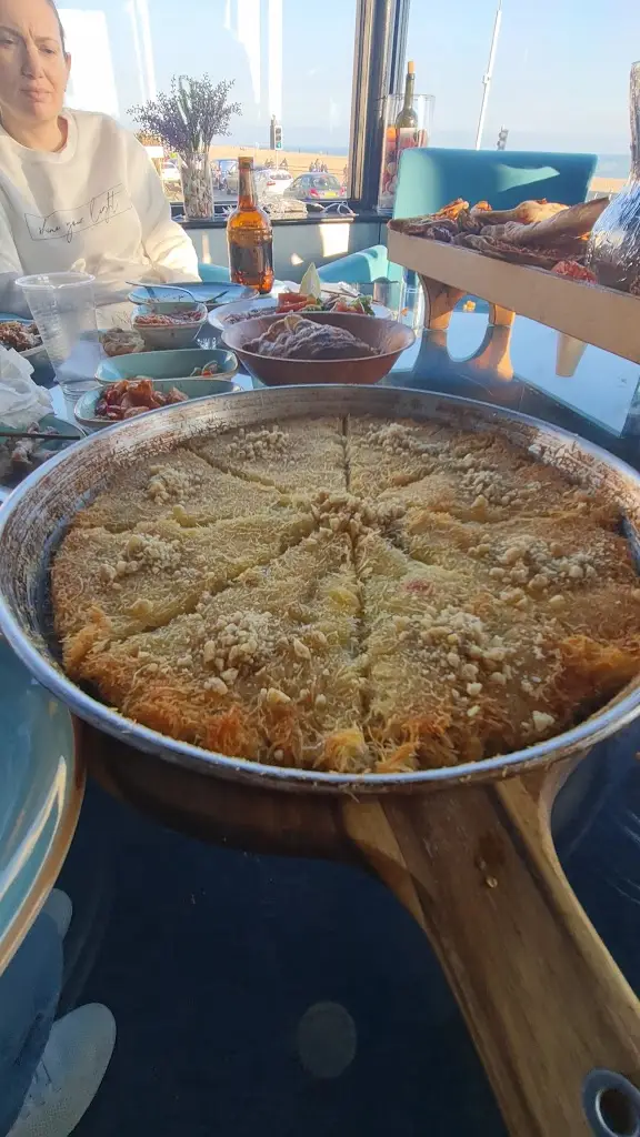 Grand Pera Mediterranean Kitchen & Lounge_Hastings_slider_image_2