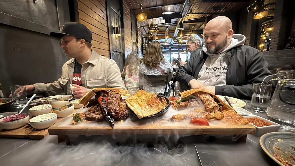 Rennis Cecil_Hala Restaurant_Harringay_recensione