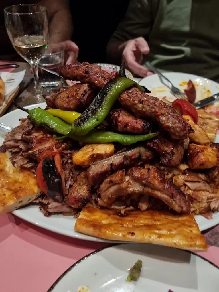 Londoner_Gökyüzü Green Lanes_Harringay_review