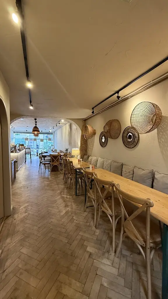 kata. kathleen_Chakra Cafe _Harringay_review