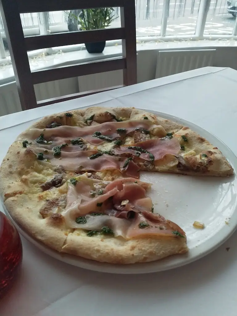 Menu_Sorriso_Hartley Wintney_image_4