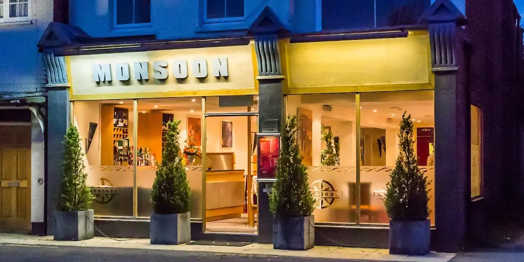 Monsoon Restaurant (Hartley Wintney)_Hartley Wintney_slider_image_1