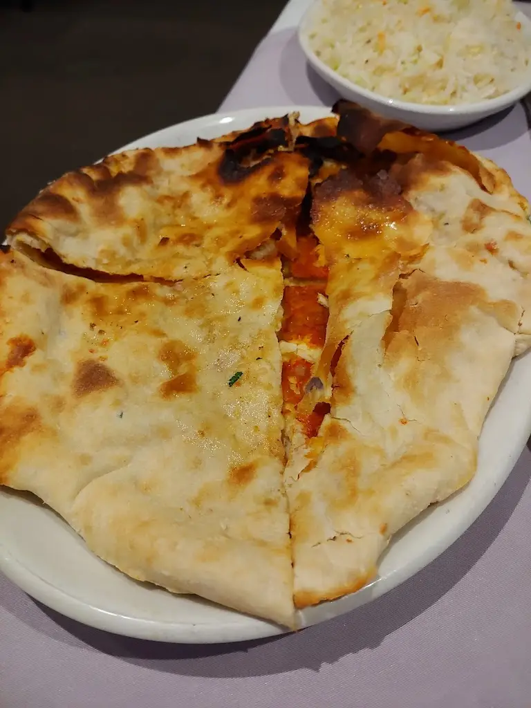 Andrew Bloomfield_The Taj_Hartley Wintney_review