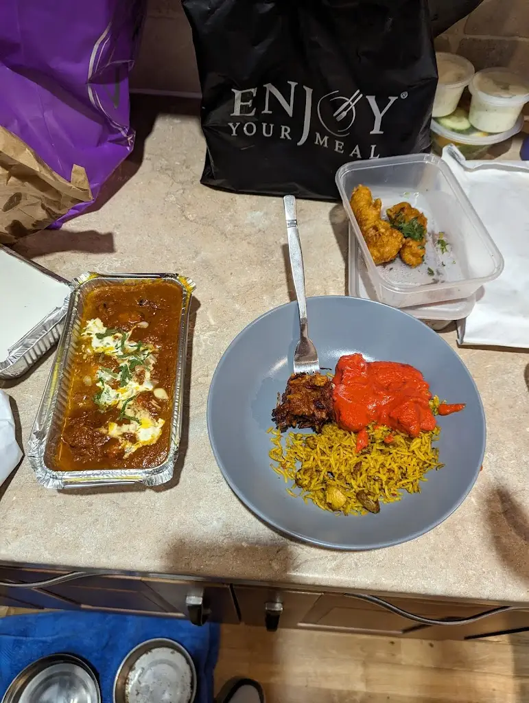 Matthew DeBoise_The Taj_Hartley Wintney_review