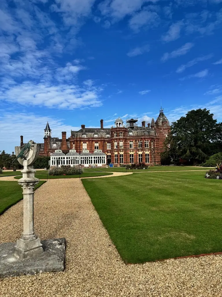 Renae Lucas-Hall_The Elvetham - Country House Hotel & Wedding Venue_Hartley Wintney_review