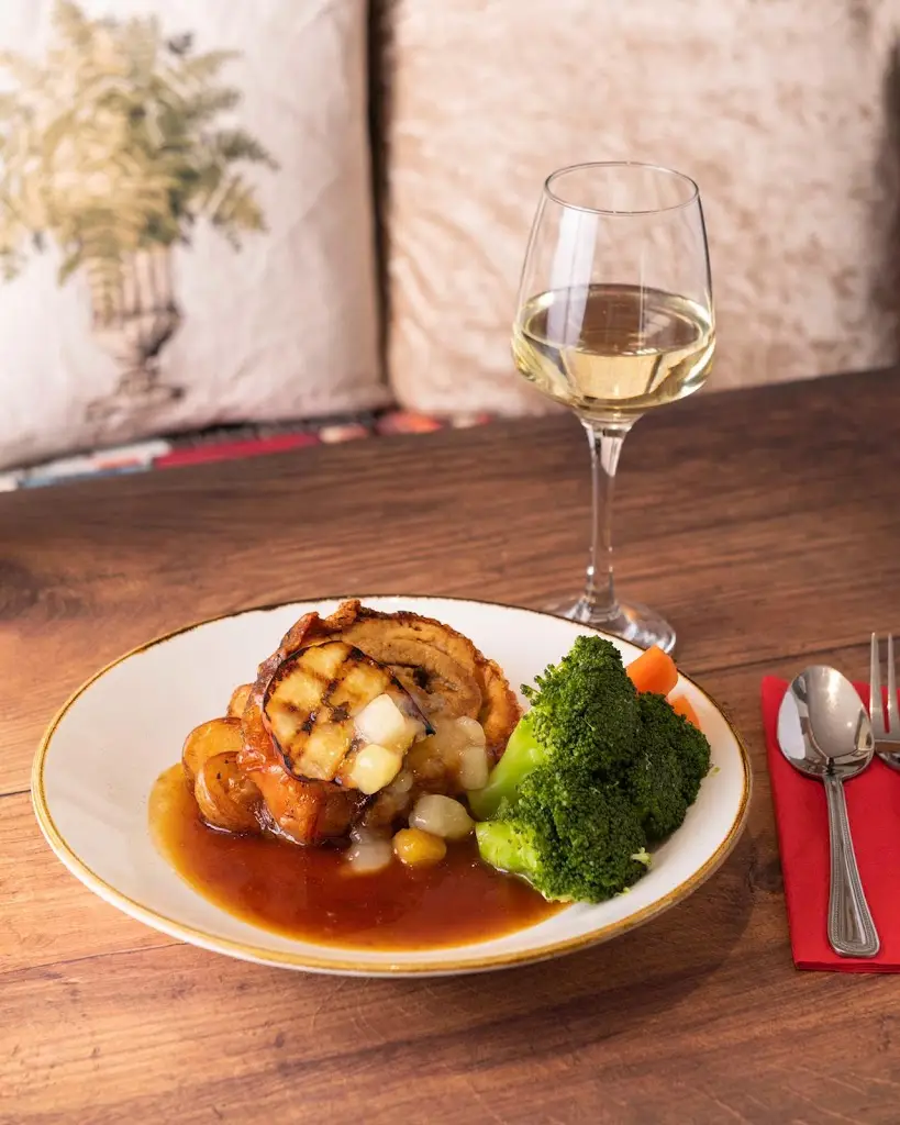 Menu_The Queens Head Dogmersfield_Hartley Wintney_immagine_8