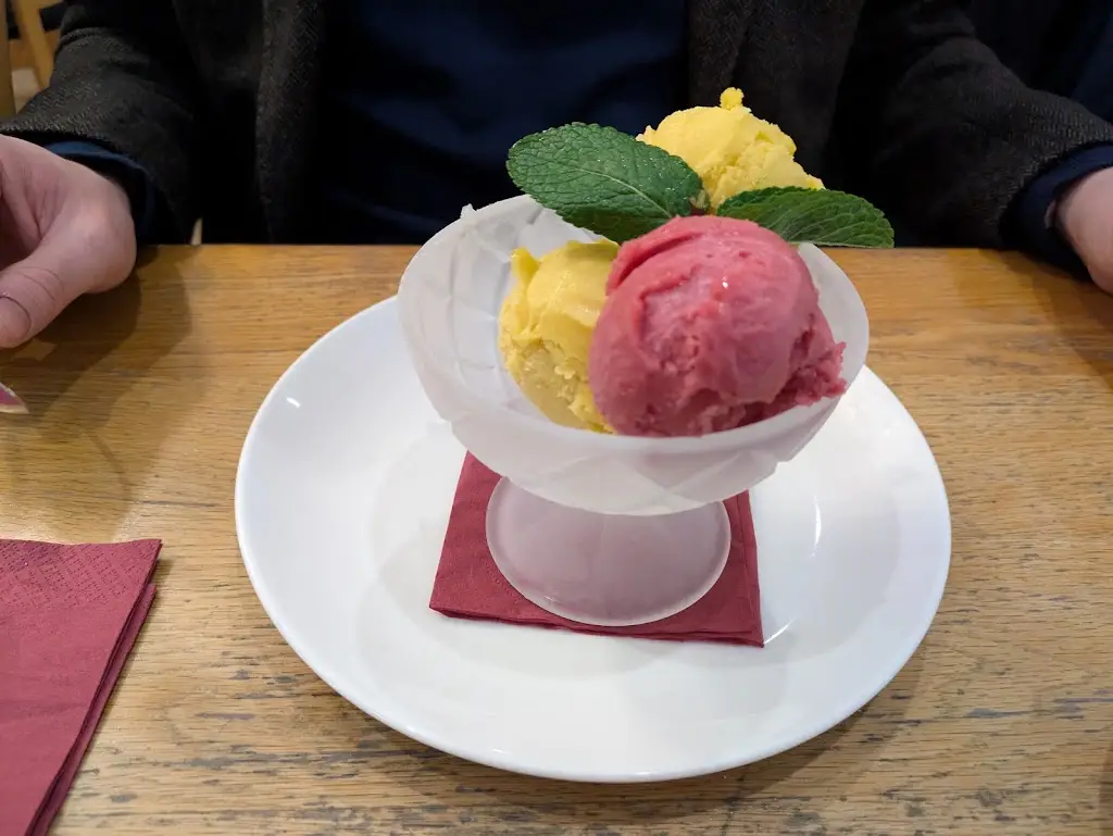 C Hawkins_El Castello Odiham_Hartley Wintney_review