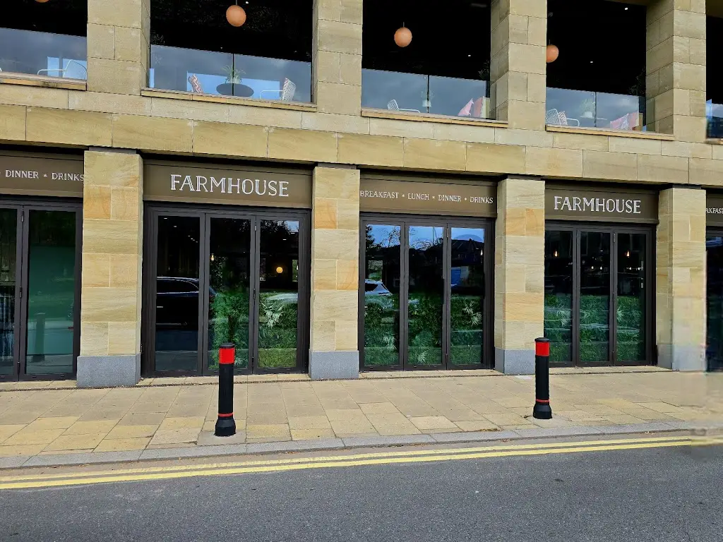 Farmhouse_Harrogate_slider_image_1