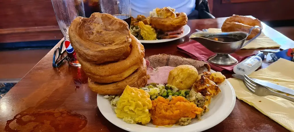 The Rose 'N' Bowl_Bacup_slider_image_3