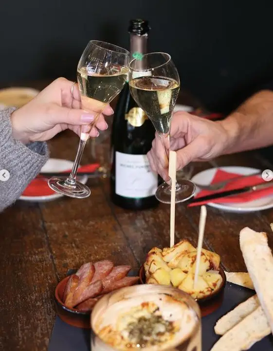 Champagne + Fromage Harrogate_Harrogate_slider_image_3