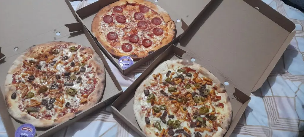 Menu_Hot and Tasty ®️_Harold Wood_image_9