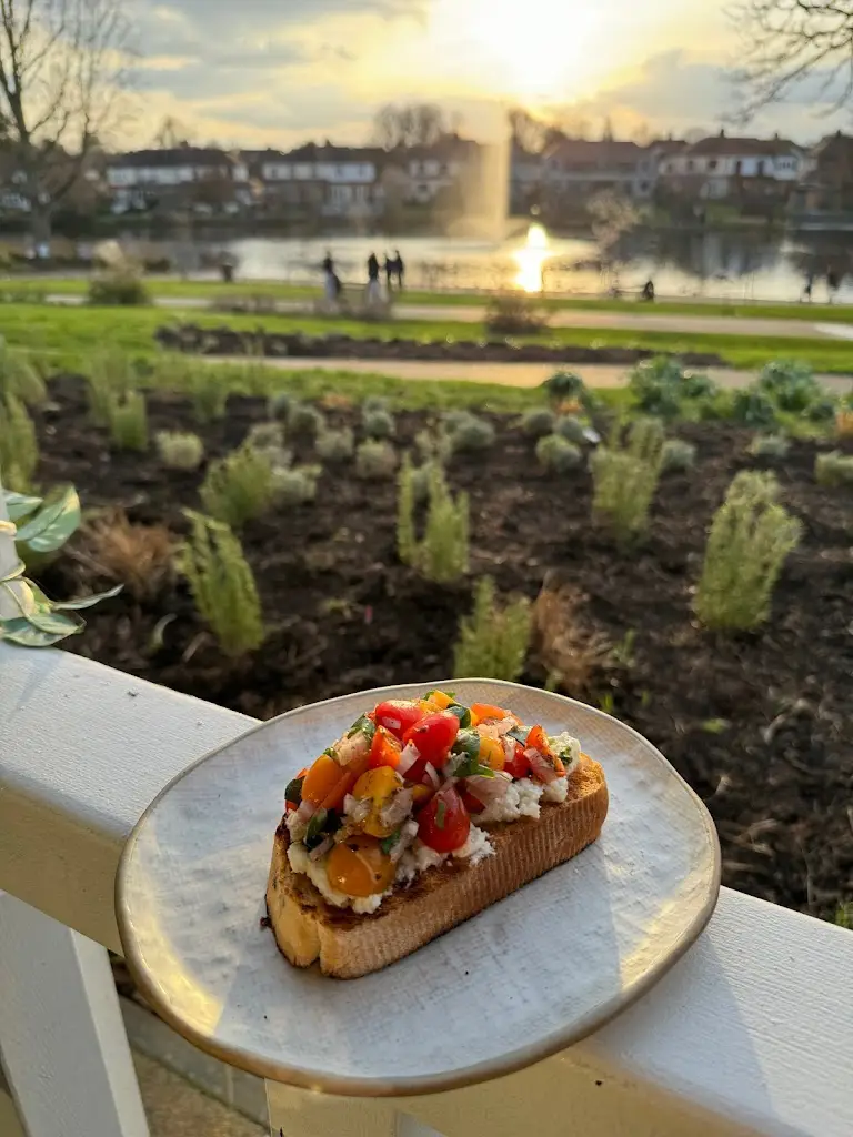 Menu_CREM Kitchen_Harold Wood_image_9