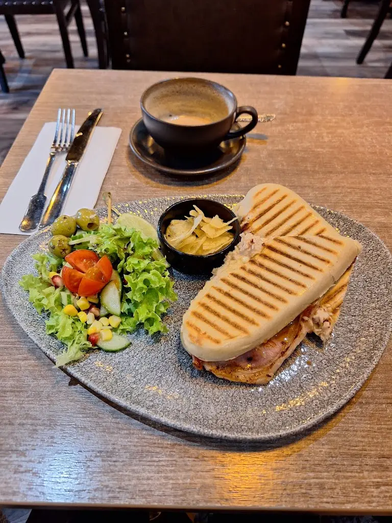 Menu_Café Break_Harold Wood_image_8