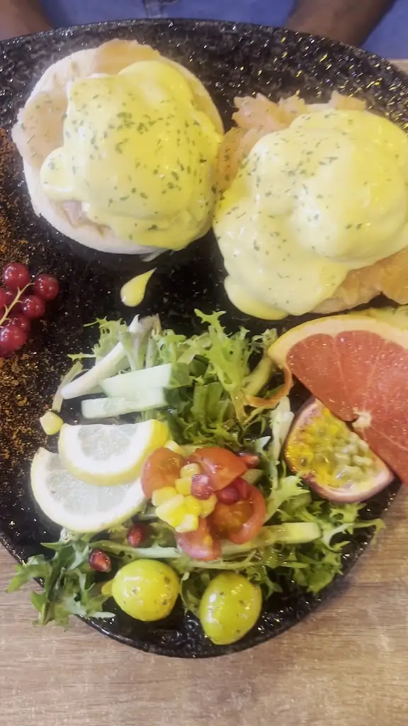 Café Break_Harold Wood_slider_image_2