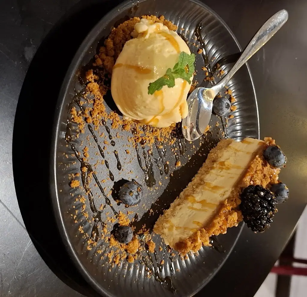 Menu_Onyx Restaurant & Bar_Harold Wood_image_8