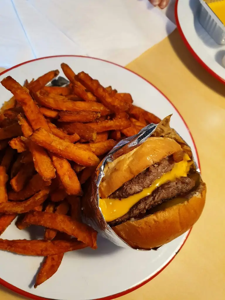 Menu_Smokin' Griddle_Harold Wood_image_4