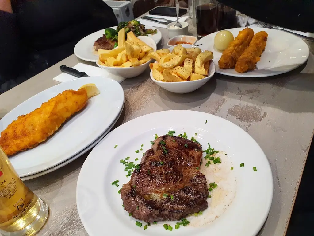 Menu_Chariots Fish & Chips_Harold Wood_image_5