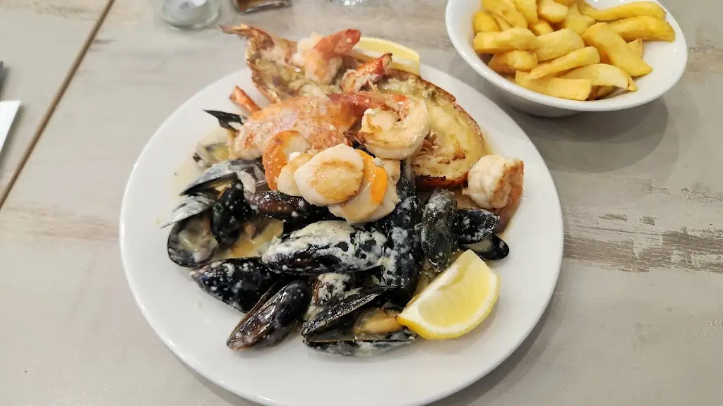 Menu_Chariots Fish & Chips_Harold Wood_image_6