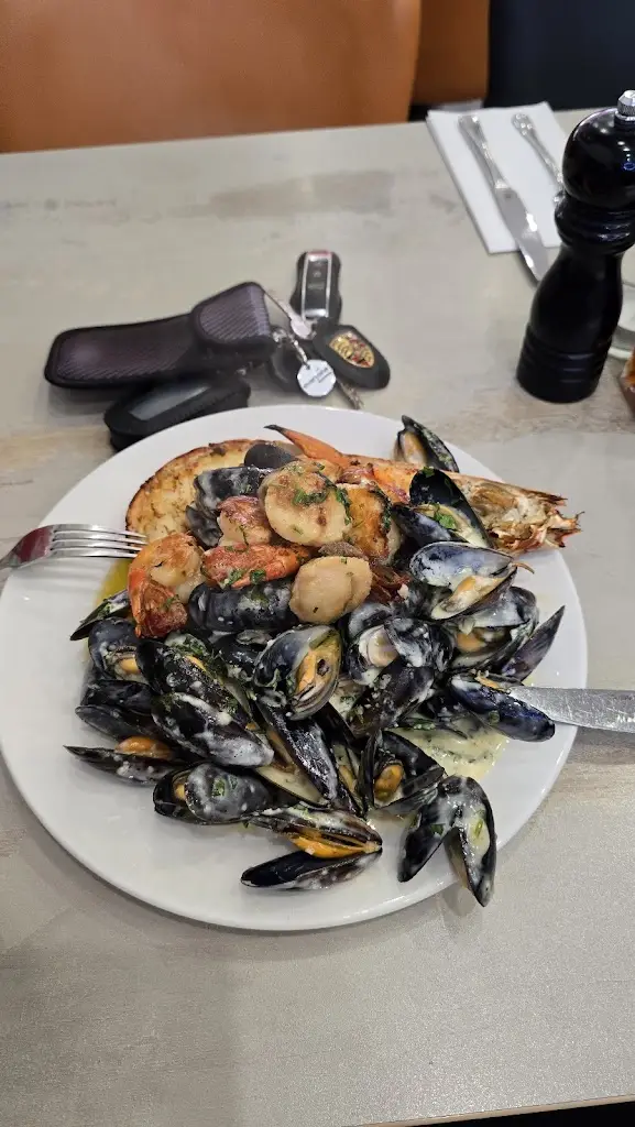 Conan King_Chariots Fish & Chips_Harold Wood_review