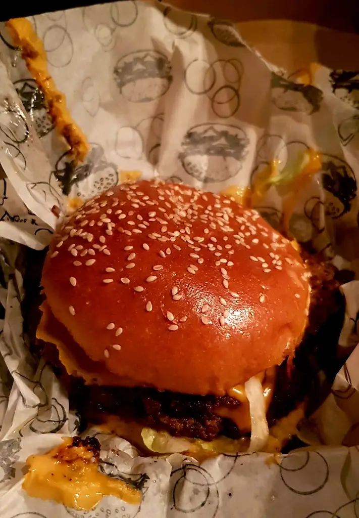 Wadz Haq_Smashie's_Bacup_review