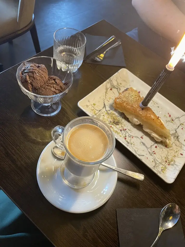 Nicole Halabuk_Losh Bar & Grill_Harpenden_review