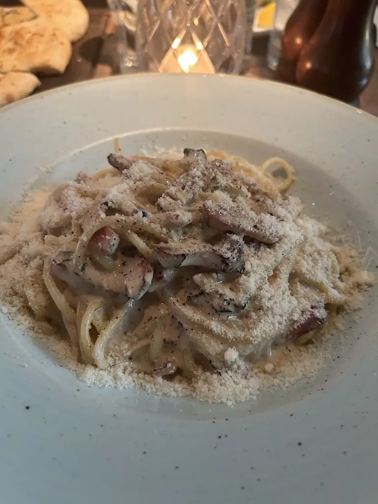 Joe Brown_Zaza_Harpenden_review