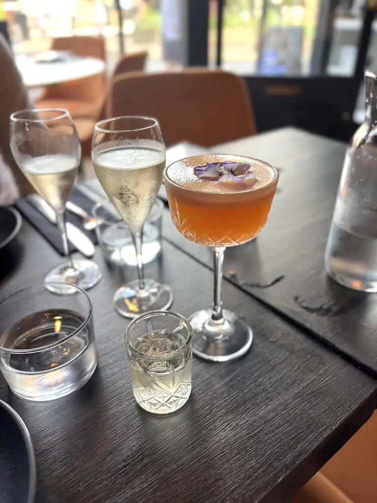 Phoebe B_Vinsanto_Harpenden_review