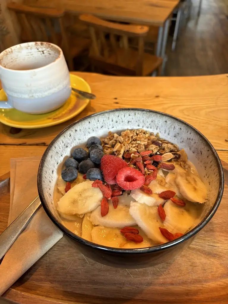 Deborah Roderick_Anna's Cafe-Bar_Bacup_review