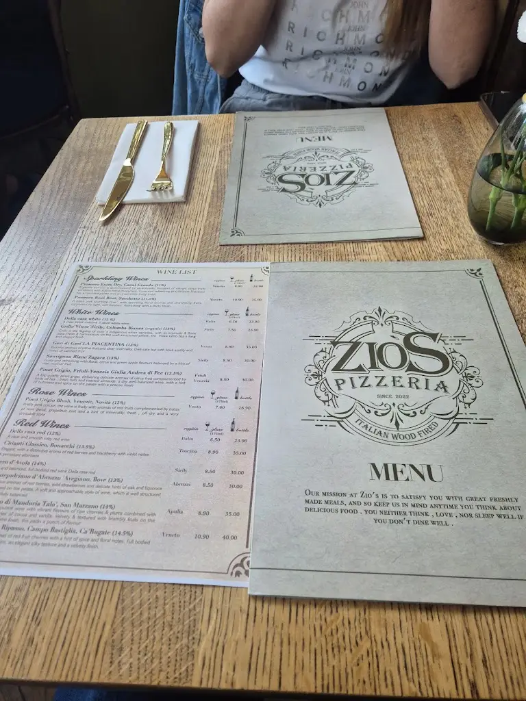 Menu_Zio's Pizzeria_Harpenden_image_4