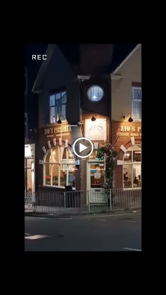 Zio's Pizzeria_Harpenden_slider_image_2