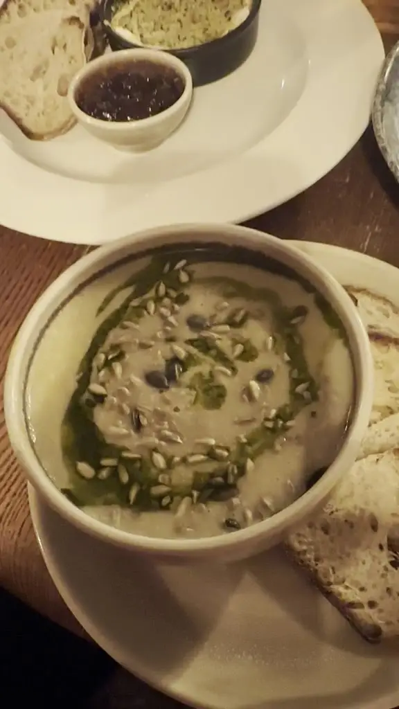 The White Horse_Harpenden_slider_image_2