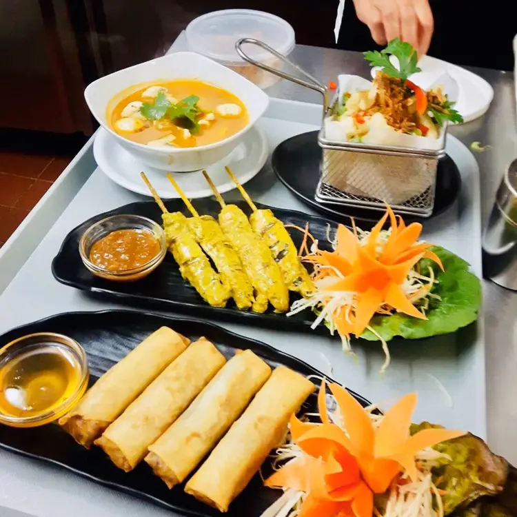 Tay Tar Thai @Harpenden_Harpenden_slider_image_2