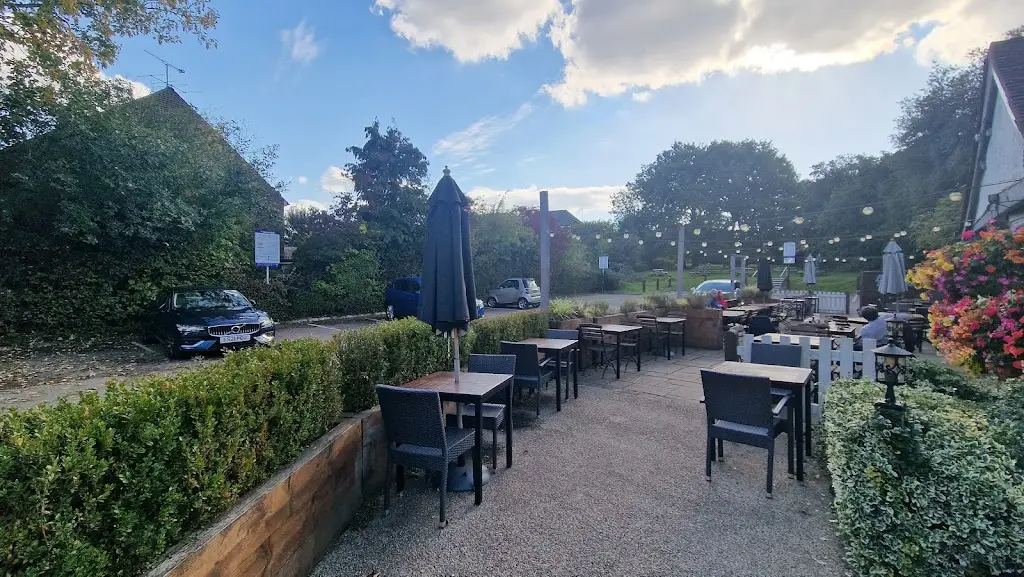 Joel Blin_The Old Bell_Harpenden_review