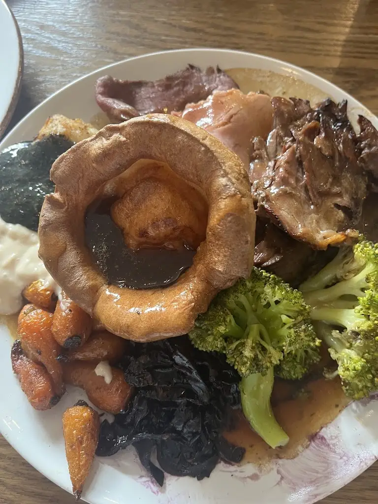 Karina Dobrovolskaja_The Amble Inn_Harpenden_review