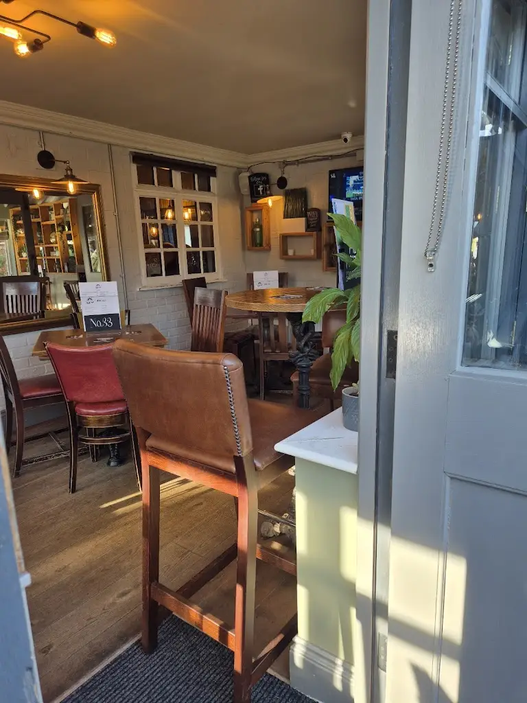 Michele Crovace_The Engineer Pub and Restaurant_Harpenden_review