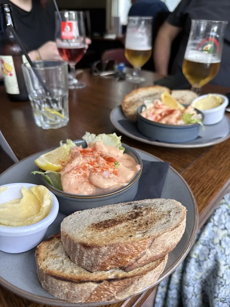 Abigail Harman_Queens Head_Harpenden_recensione