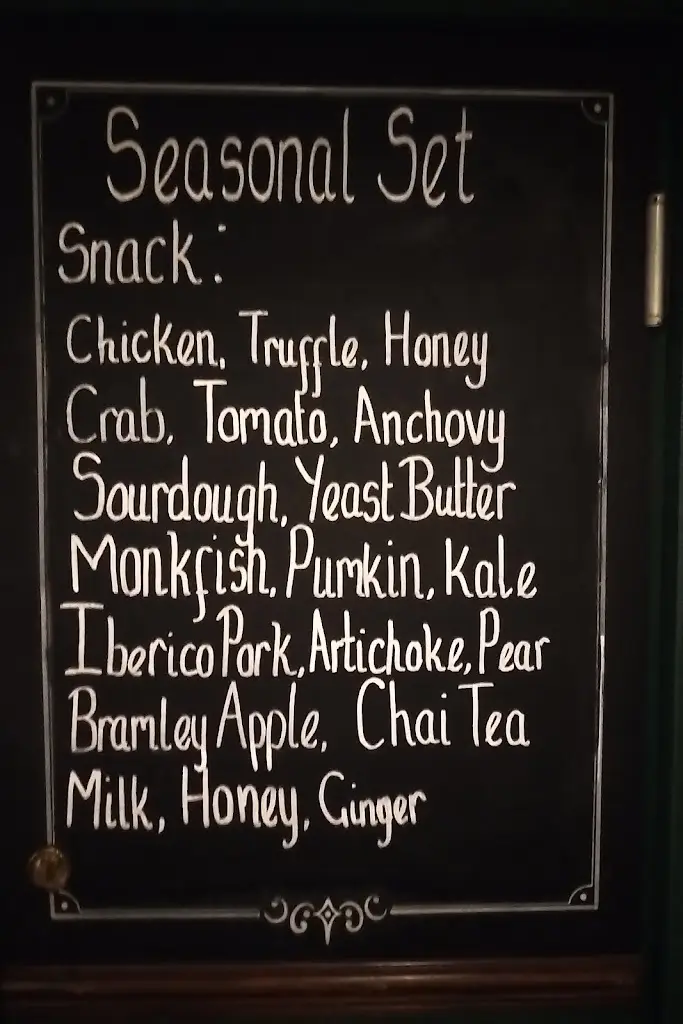 Menu_The Silver Cup_Harpenden_image_4