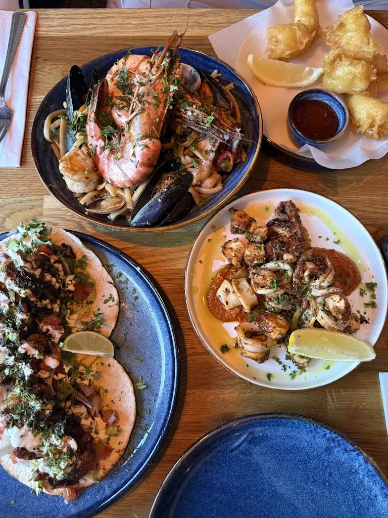 WHUFC 1966_The Little Seafood Bar_Hatfield Heath_review