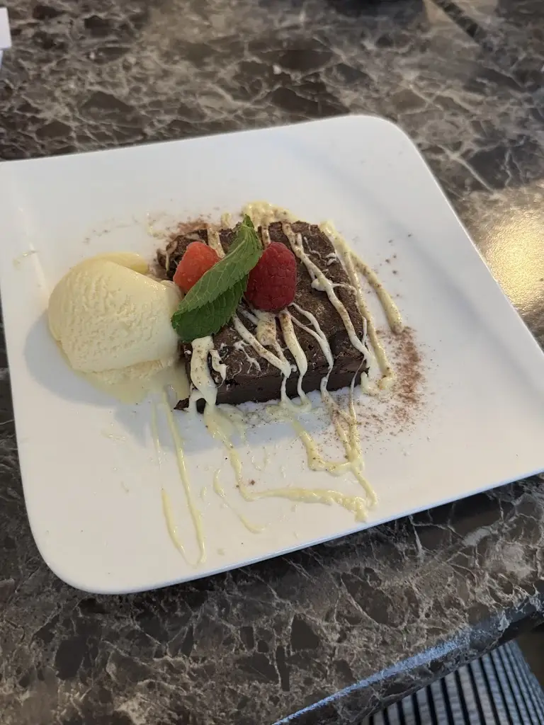 Nikita Walton_Grand Royal Bistro Bar_Bacup_review