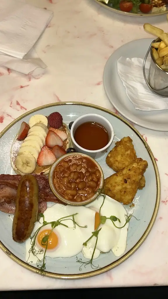 Maddie Bailey_Village Brew_Hatfield Heath_review