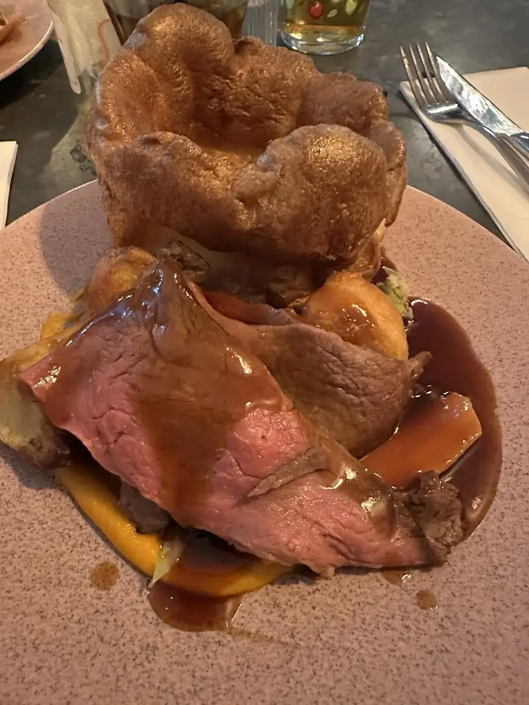 Matthew Oliver_The Cotton House_Haslingden_review