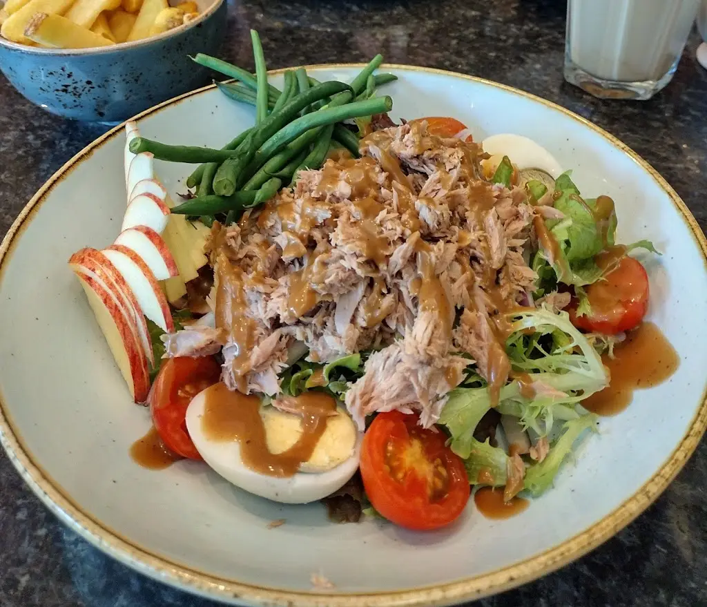 Yvonne Harrison_Holden Wood Tea Rooms_Haslingden_recensione