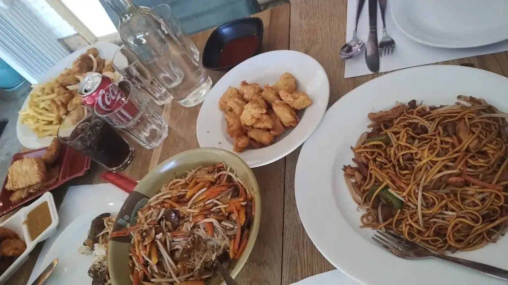 Ellie Harper_mui & koko noodle bar_Harlow_recensione