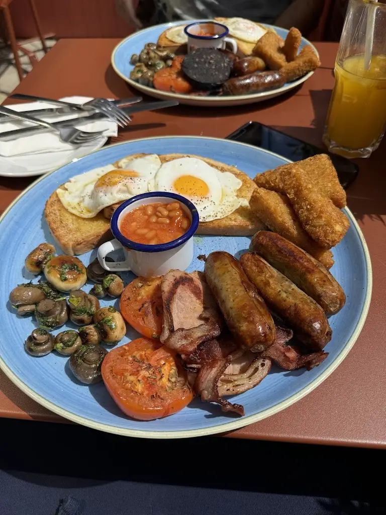 Menu_Novo Lounge_Harlow_image_6