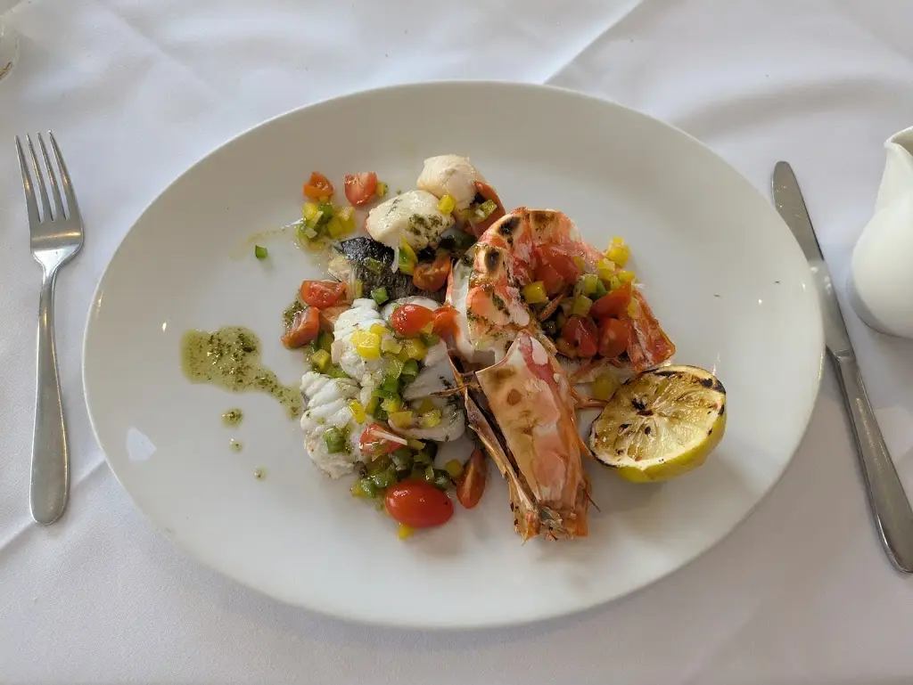 David Chung (Chinese Dave)_Coho_Harlow_review