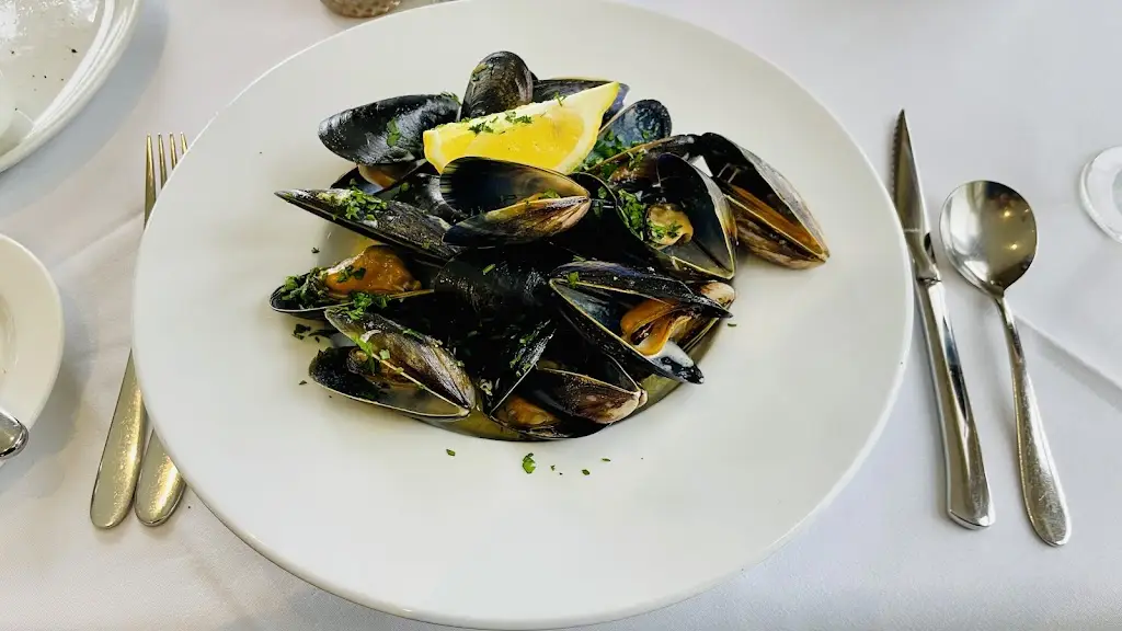 Coho_Harlow_slider_image_2